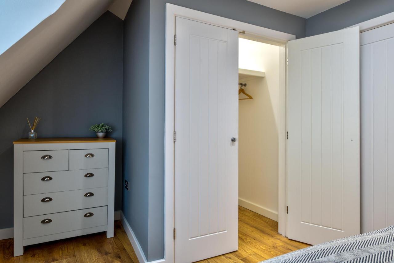 Stamford Central Stay - Stylish 2-Bed Apartment With Wifi Екстер'єр фото